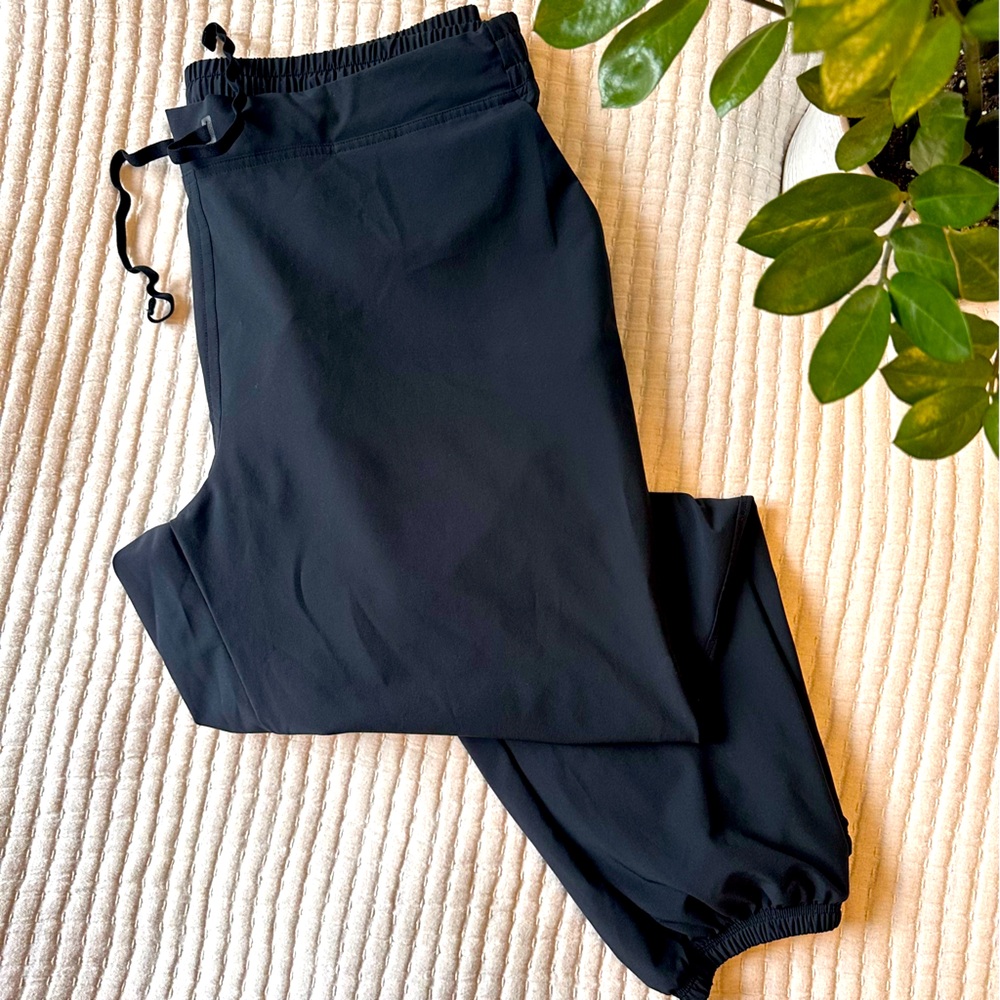 Backcountry 🐐 Jogger Pants - Black